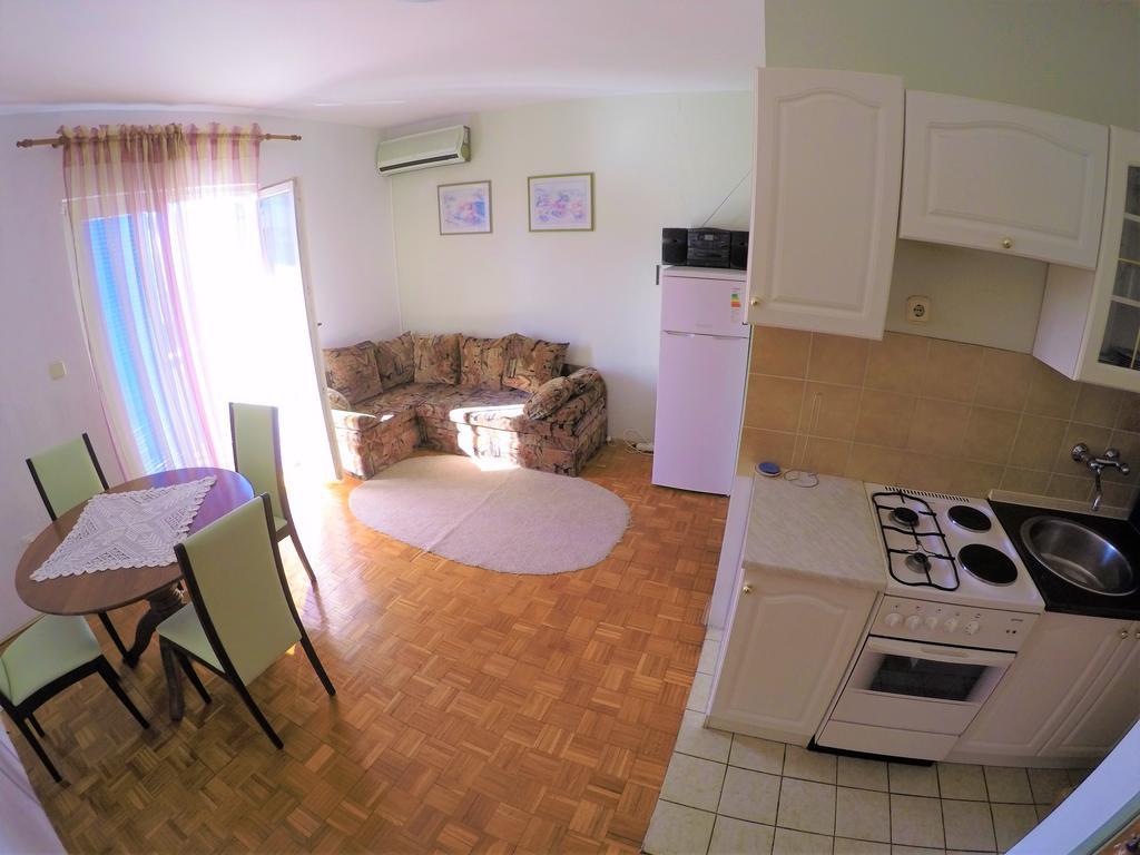 Blue City Apartment'S Repic Biograd na Moru Kültér fotó